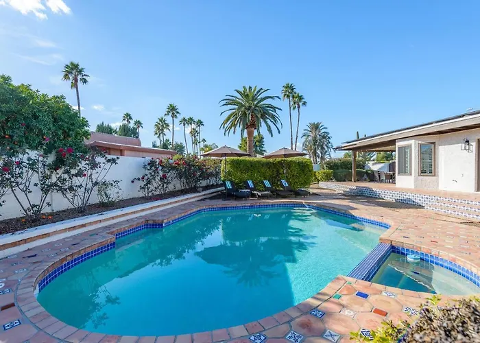 Stylish 3br Oasis - Private Pool, Billiards And Holiday home Phoenix