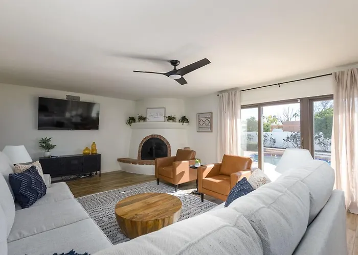 Stylish 3br Oasis - Private Pool, Billiards And * Phoenix